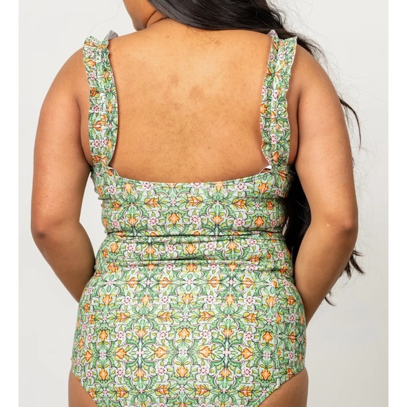 NWT Kortni Jeane Ruffle Sleeve Bikini Top - Picture 3 of 9